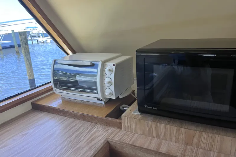 Slide: The Image of Breaux Brothers 44 CUSTOM SPORTFISH 1989 - 54