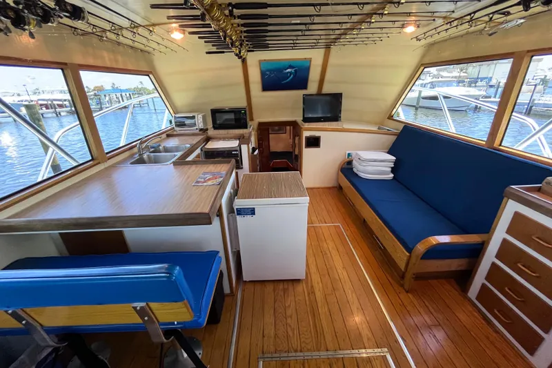 Slide: The Image of Breaux Brothers 44 CUSTOM SPORTFISH 1989 - 22