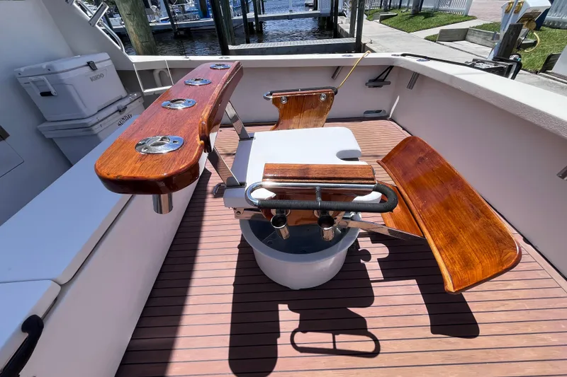 Slide: The Image of Breaux Brothers 44 CUSTOM SPORTFISH 1989 - 20
