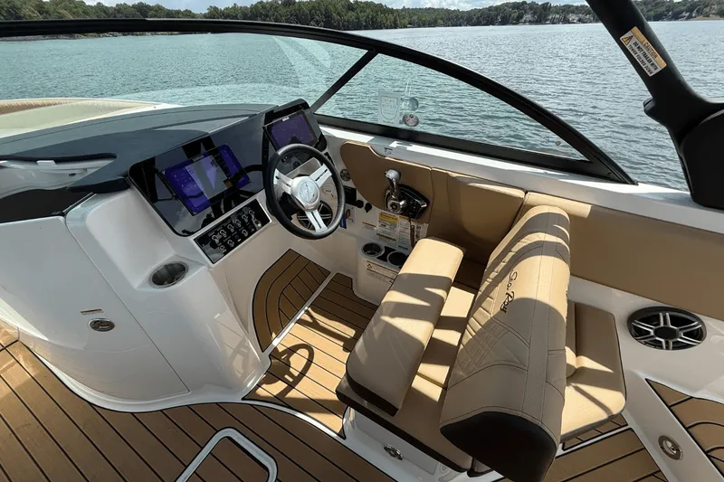 Slide: The Image of Sea Ray SDX 230 Surf 2026 - 19