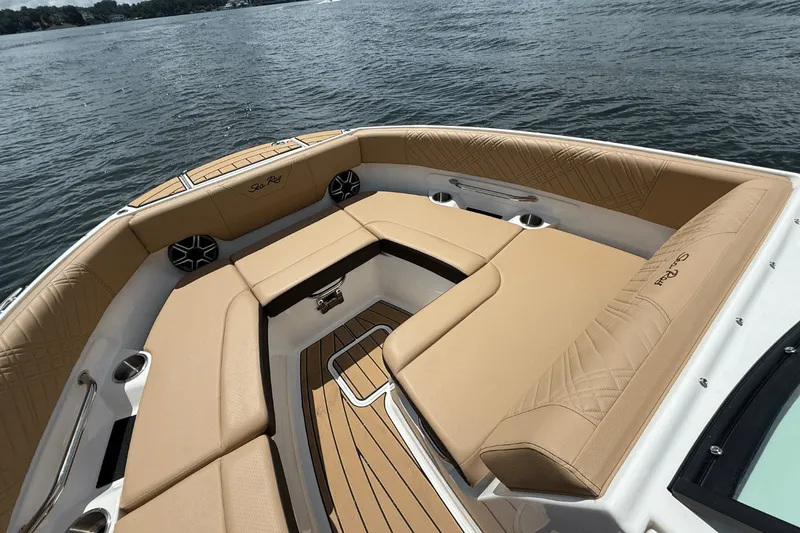 Slide: The Image of Sea Ray SDX 230 Surf 2026 - 23