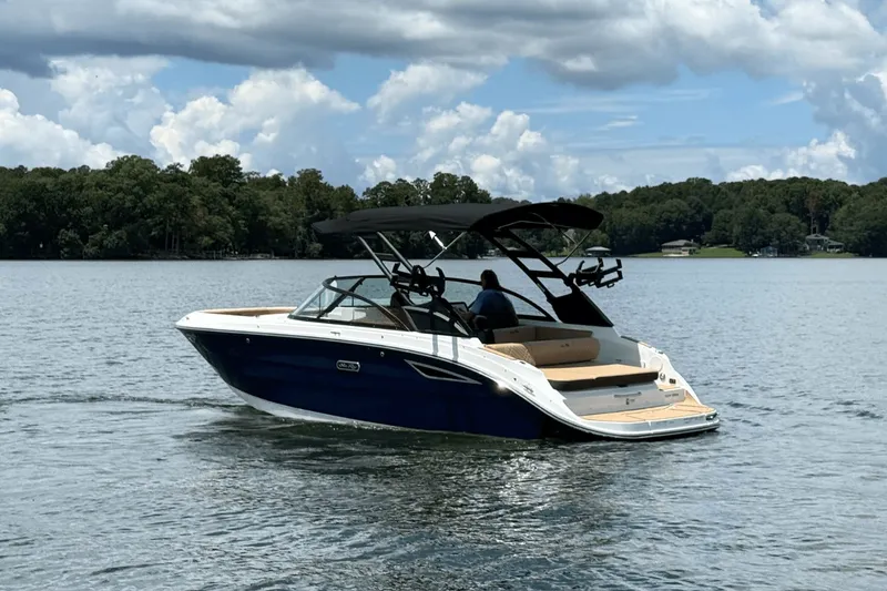 Slide: The Image of Sea Ray SDX 230 Surf 2026 - 7