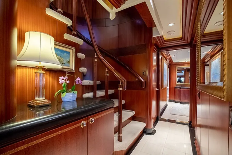 Slide: The Image of FEADSHIP 140 Trideck 1992 - 19