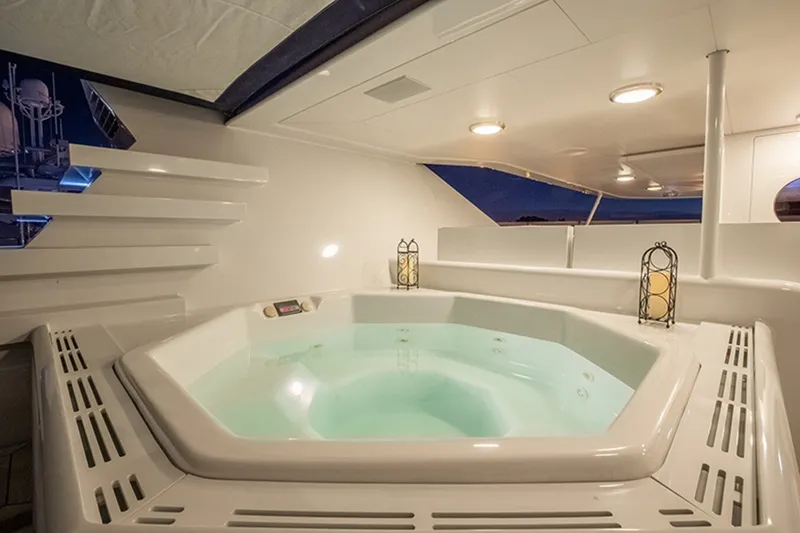 Slide: The Image of FEADSHIP 140 Trideck 1992 - 38