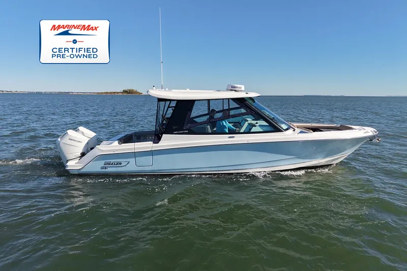 The Image of Boston Whaler 330 Vantage 2025 - 0