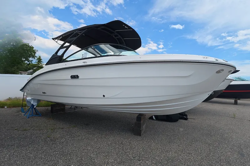 The Image of Sea Ray SDX 250 Outboard 2026 - 0