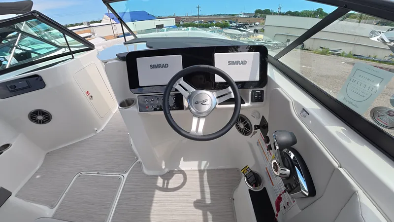 Slide: The Image of Sea Ray SDX 250 Outboard 2026 - 25