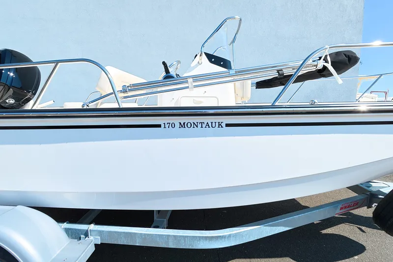 Slide: The Image of Boston Whaler 170 Montauk 2026 - 3