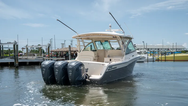 Slide: The Image of Grady-White 375 FREEDOM 2019 - 3