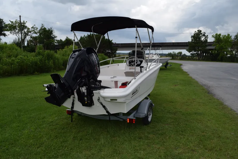 Slide: The Image of Boston Whaler 130 Super Sport 2026 - 1