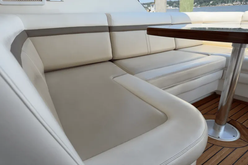 Slide: The Image of Sea Ray 410 SUNDANCER 2014 - 53