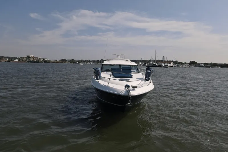 Slide: The Image of Sea Ray 410 SUNDANCER 2014 - 89