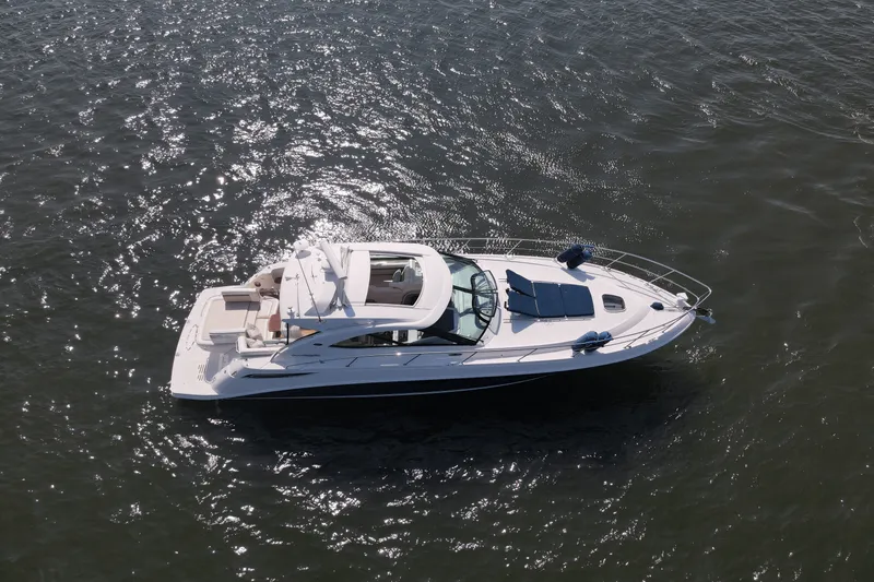 Slide: The Image of Sea Ray 410 SUNDANCER 2014 - 98