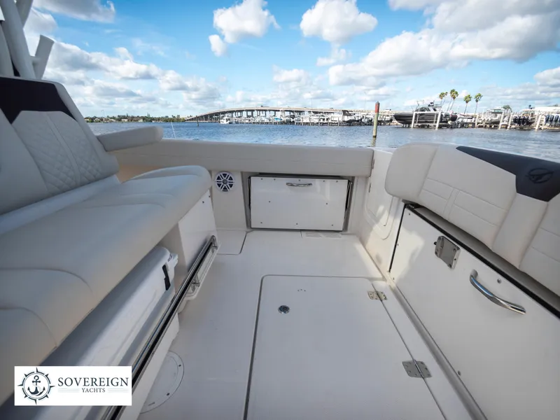 Slide: The Image of Sailfish 360 CC 2024 - 62