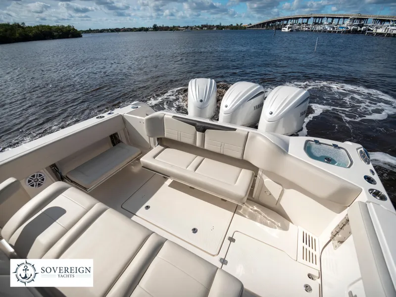 Slide: The Image of Sailfish 360 CC 2024 - 66