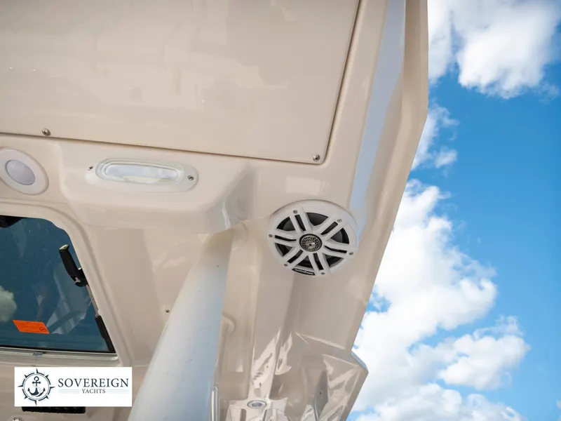 Slide: The Image of Sailfish 360 CC 2024 - 74