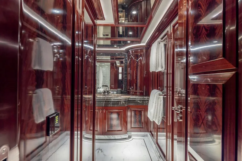 Slide: The Image of FEADSHIP 60 meter 2014 - 33