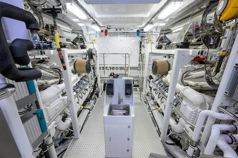 Slide: The Image of FEADSHIP 60 meter 2014 - 67