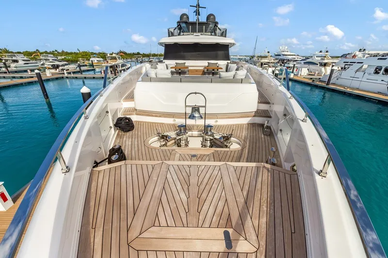 Slide: The Image of CUSTOM LINE NAVETTA 42 2023 - 51