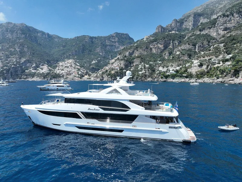 Slide: The Image of HARGRAVE CUSTOM YACHTS TRI-DECK 2024 - 54
