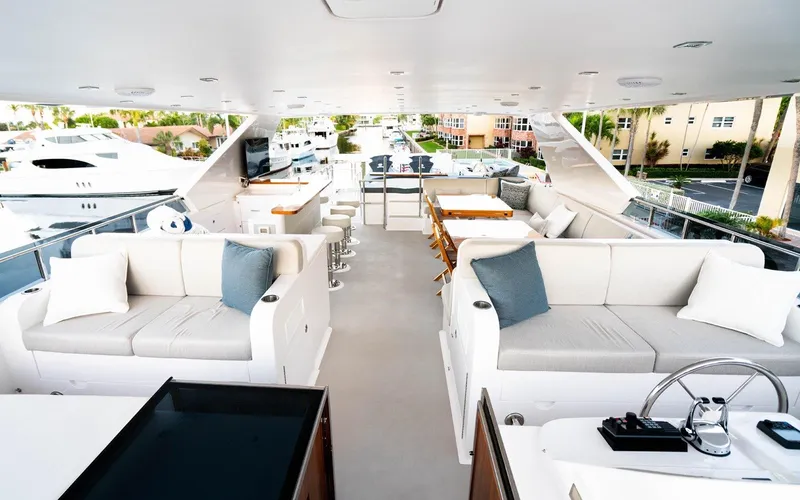 Slide: The Image of HARGRAVE CUSTOM YACHTS Raised Pilothouse 2018 - 10