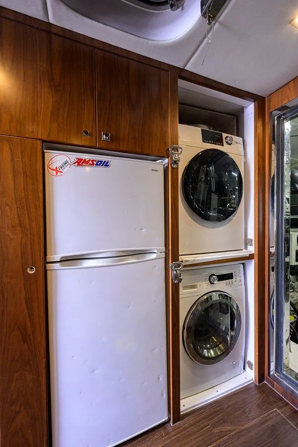Slide: The Image of HARGRAVE CUSTOM YACHTS Raised Pilothouse 2018 - 35