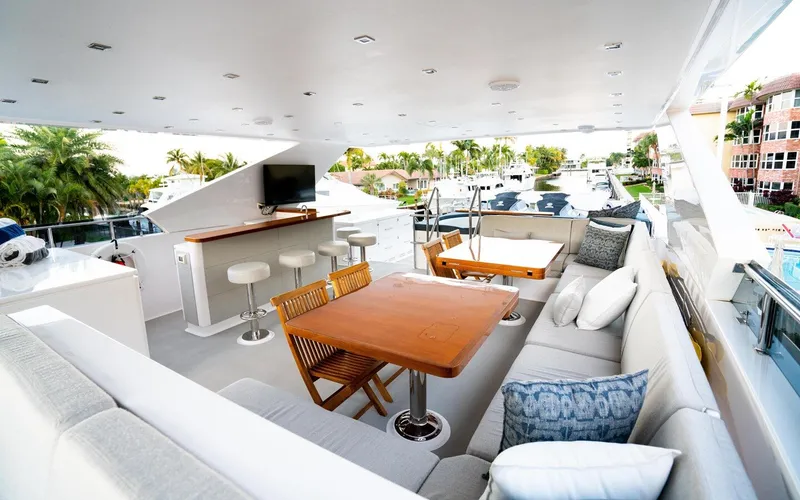 Slide: The Image of HARGRAVE CUSTOM YACHTS Raised Pilothouse 2018 - 11