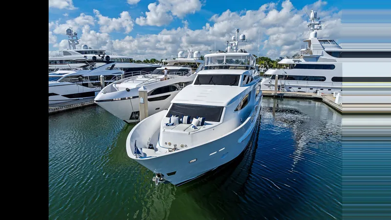 Slide: The Image of HARGRAVE CUSTOM YACHTS 100 2009 - 2