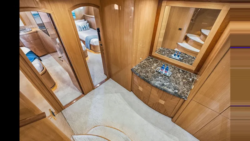 Slide: The Image of HARGRAVE CUSTOM YACHTS 100 2009 - 36