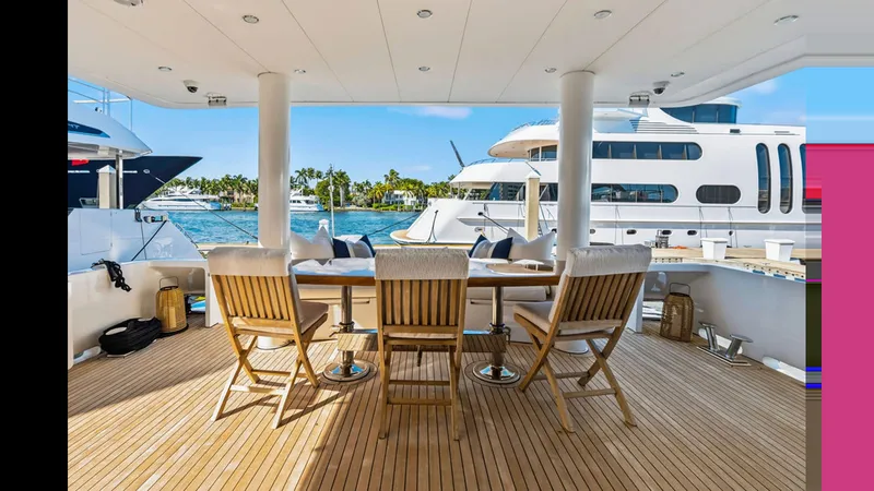 Slide: The Image of HARGRAVE CUSTOM YACHTS 100 2009 - 10
