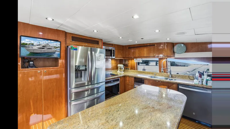 Slide: The Image of HARGRAVE CUSTOM YACHTS 100 2009 - 19