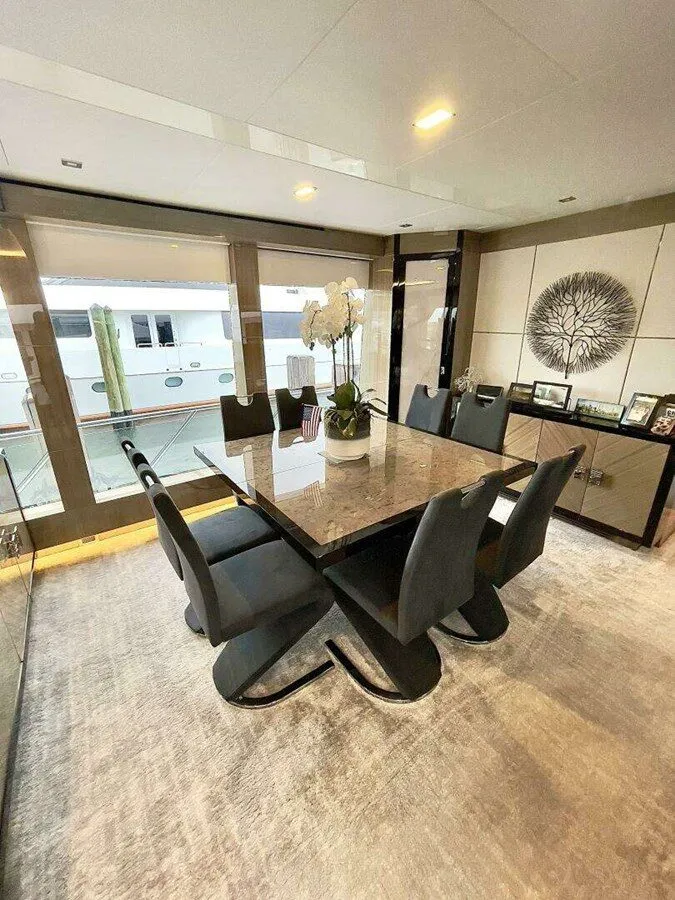 Slide: The Image of HARGRAVE CUSTOM YACHTS SKylounge 2021 - 16