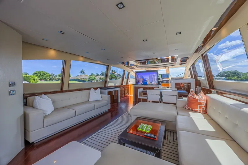 Slide: The Image of LAZZARA YACHTS LSX 92 2010 - 27