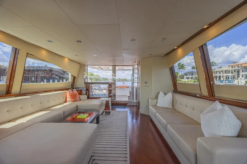 Slide: The Image of LAZZARA YACHTS LSX 92 2010 - 28