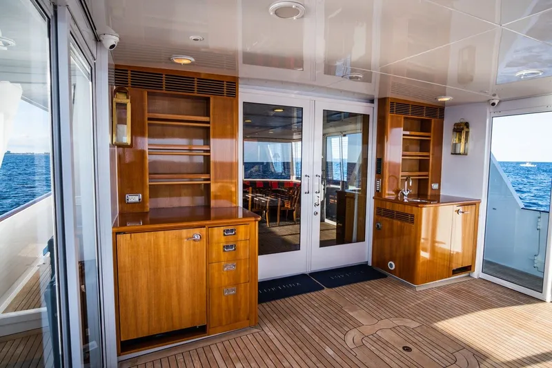 Slide: The Image of PALMER JOHNSON Motor Yacht 1999 - 45