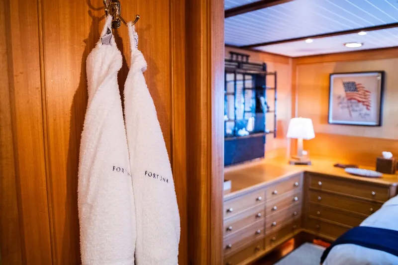 Slide: The Image of PALMER JOHNSON Motor Yacht 1999 - 24