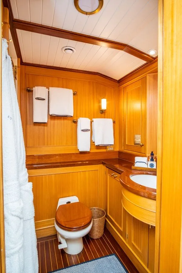 Slide: The Image of PALMER JOHNSON Motor Yacht 1999 - 30