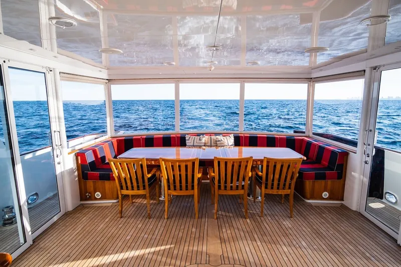 Slide: The Image of PALMER JOHNSON Motor Yacht 1999 - 46