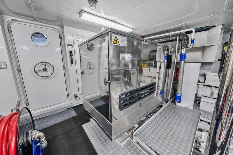Slide: The Image of TRINITY YACHTS Tri-Deck 2005 - 68