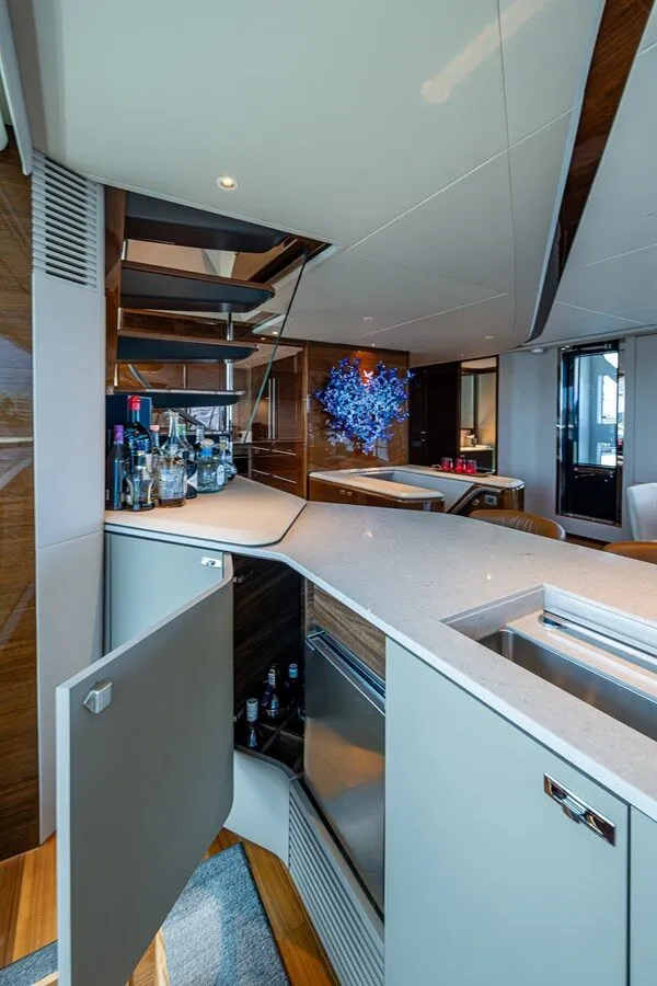 Slide: The Image of PRINCESS YACHTS X95 2022 - 23