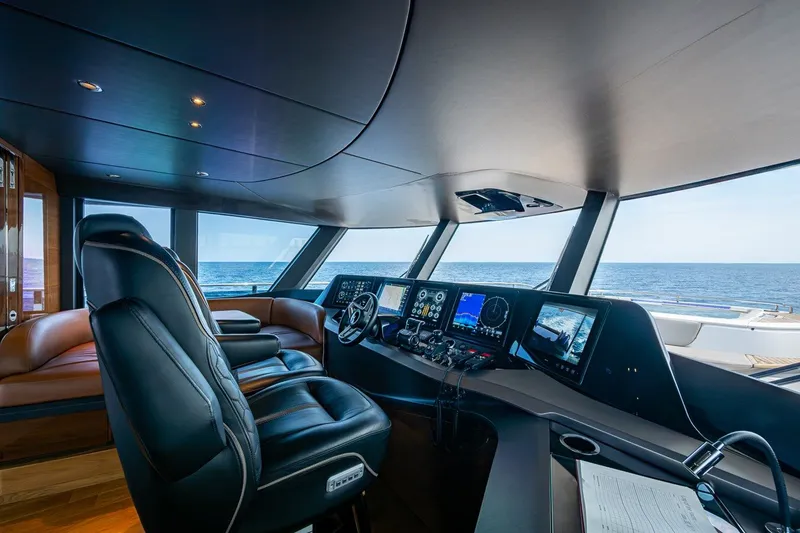 Slide: The Image of PRINCESS YACHTS X95 2022 - 64