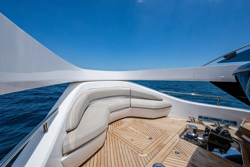 Slide: The Image of PRINCESS YACHTS X95 2022 - 87