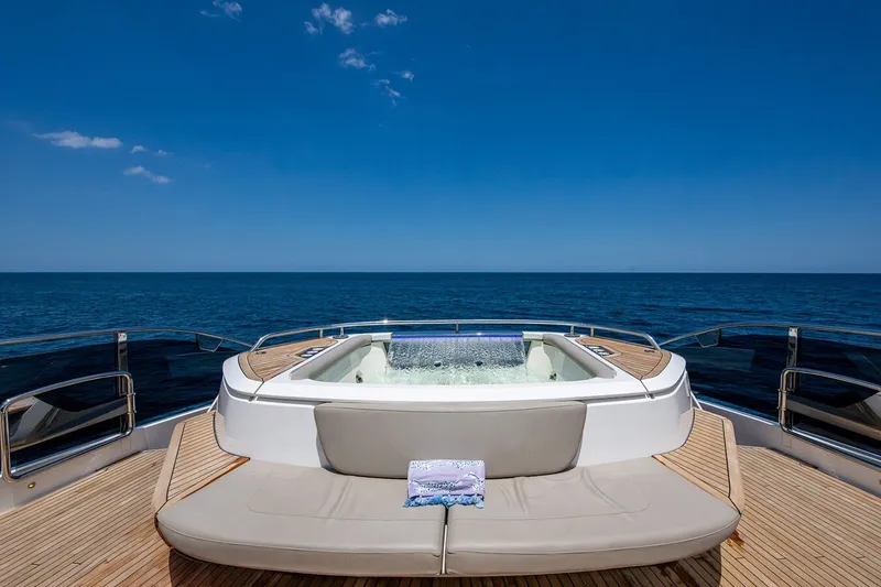 Slide: The Image of PRINCESS YACHTS X95 2022 - 83