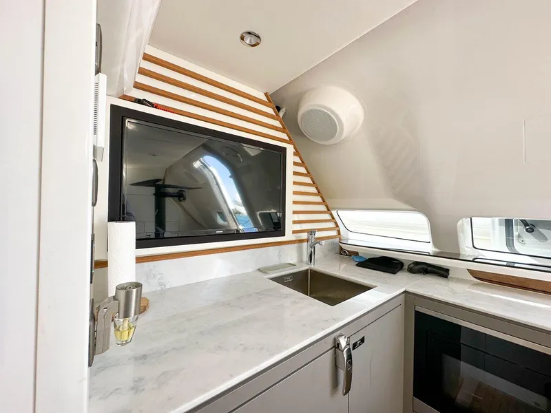 Slide: The Image of PRINCESS YACHTS X95 2021 - 65