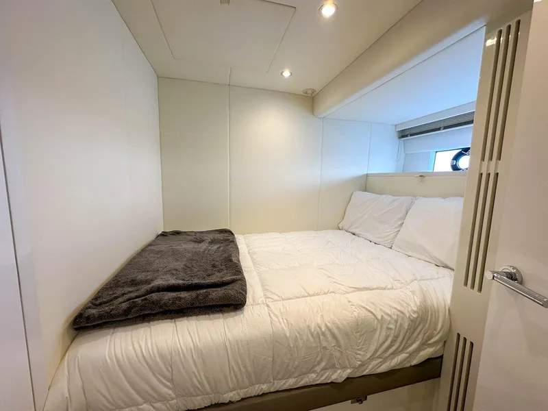 Slide: The Image of PRINCESS YACHTS X95 2021 - 60