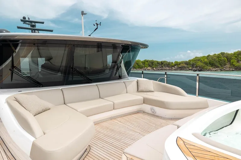 Slide: The Image of PRINCESS YACHTS X95 2021 - 100