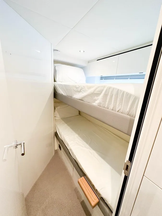 Slide: The Image of PRINCESS YACHTS X95 2021 - 64