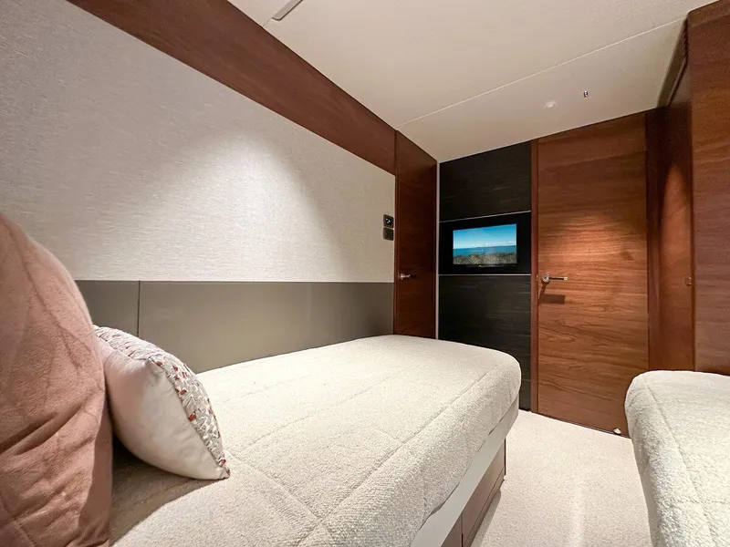 Slide: The Image of PRINCESS YACHTS X95 2021 - 56
