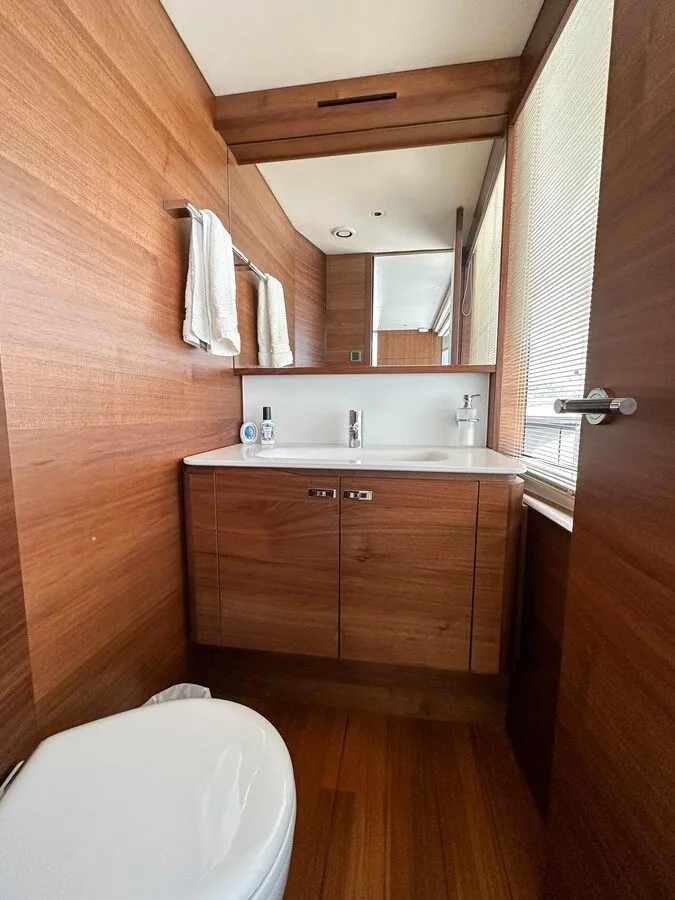 Slide: The Image of PRINCESS YACHTS X95 2021 - 71