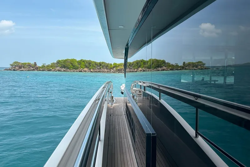 Slide: The Image of PRINCESS YACHTS X95 2021 - 22